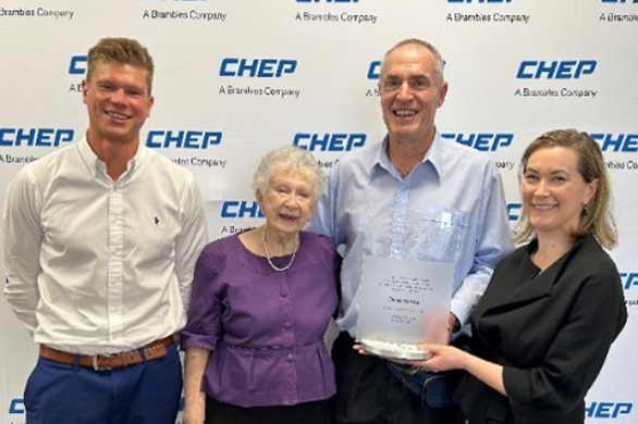 CHEP Australia&rsquo;s Country General Manager, Renee Holbrook, and  National Account Manager of Retail, Fabian Miebach presenting the Logistics Hall of Fame award  to Oliver Richter&rsquo;s wife, Pam Richter, and son, Paul Richter.